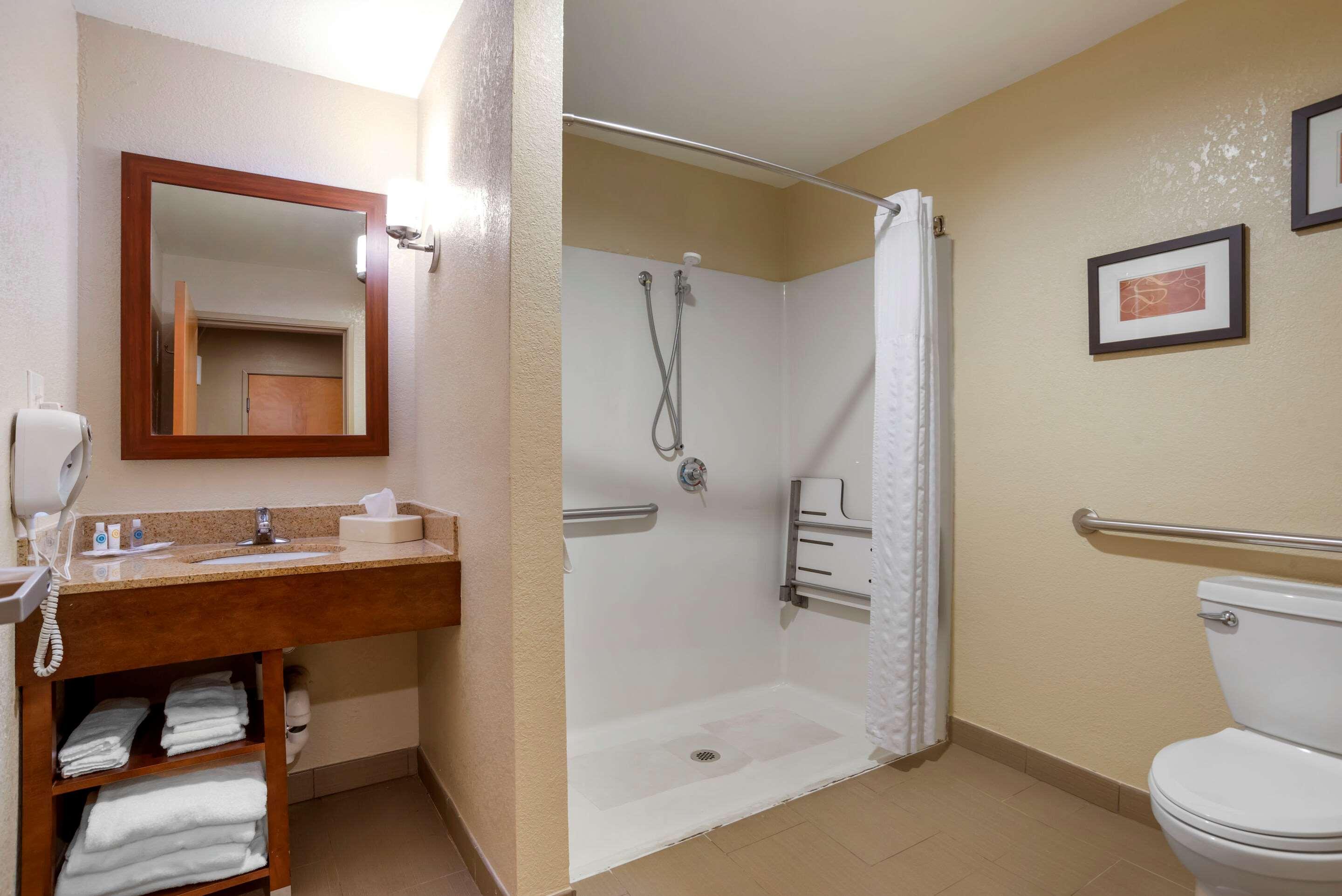 Comfort Suites Oxford I-20 Exit 188 Eksteriør bilde