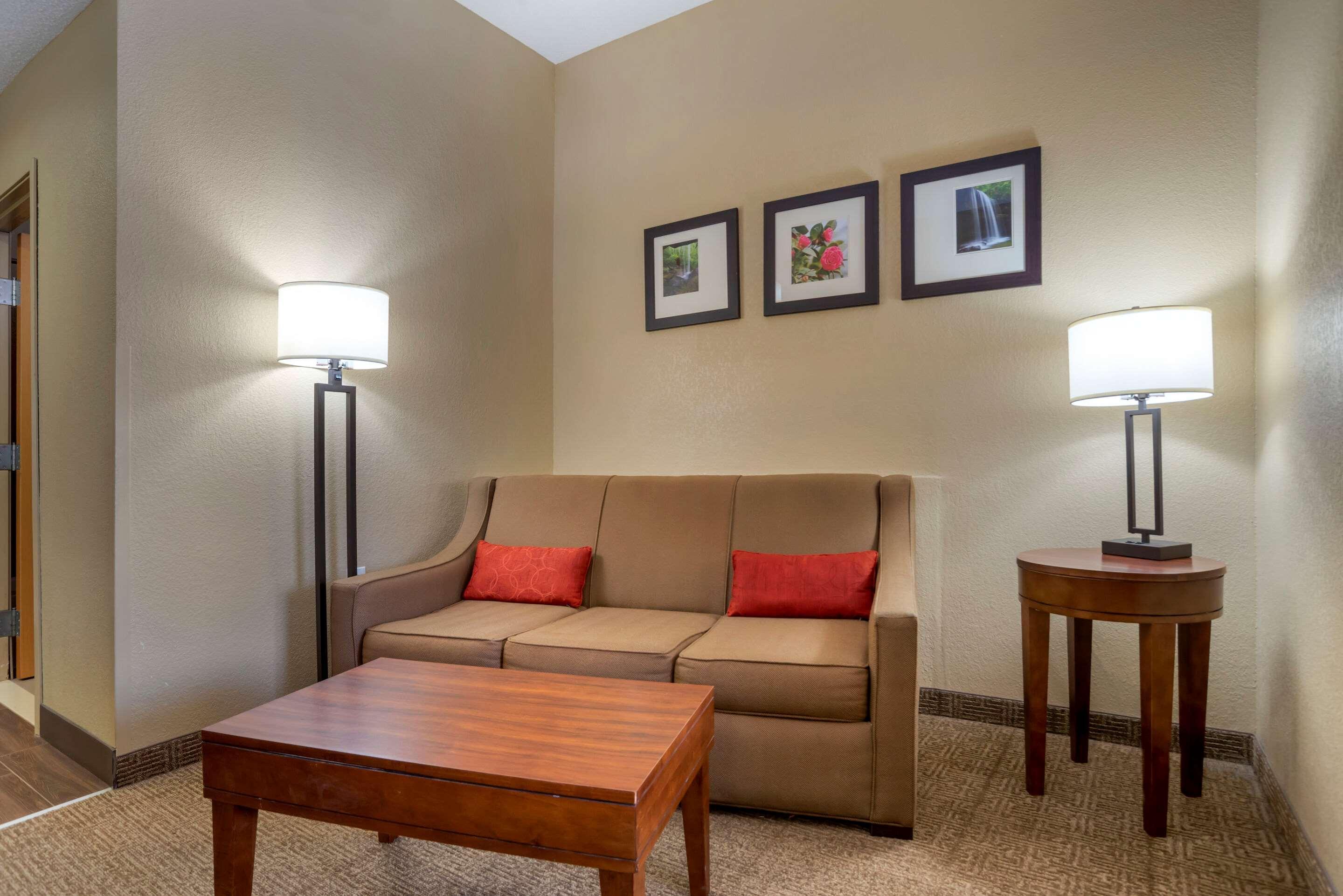 Comfort Suites Oxford I-20 Exit 188 Eksteriør bilde
