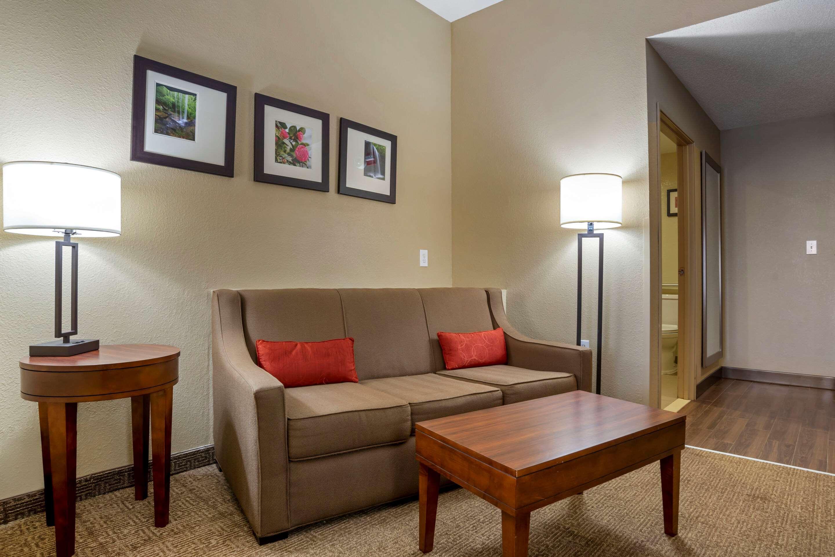 Comfort Suites Oxford I-20 Exit 188 Eksteriør bilde